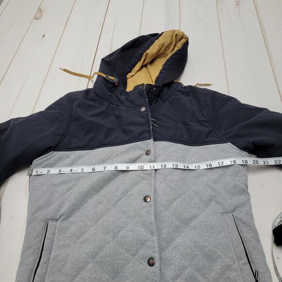 Body Glove Ruby quilted colorblock snow jacket coat - Picture 3 of 11